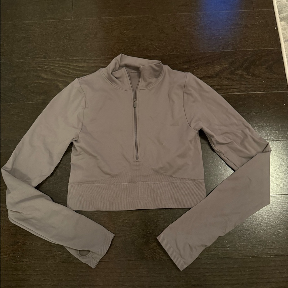 Garage Gray Long Sleeve Crop Top